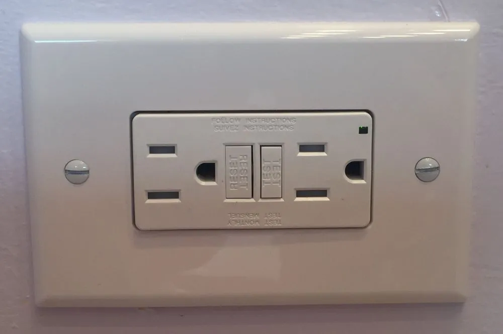 Slide of Lineage 24 Hour Electrician