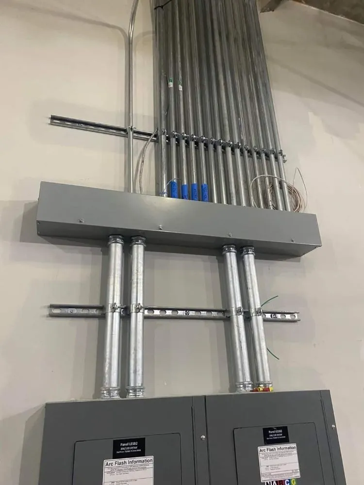 Professional outlet and switch repair service in ,  - Lingard Electrical Contracting Group