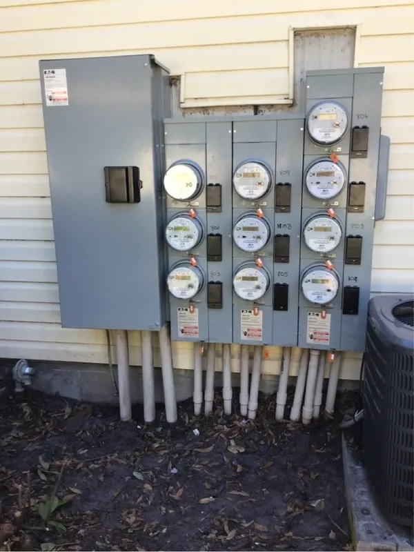 Slide of Lin's Electric