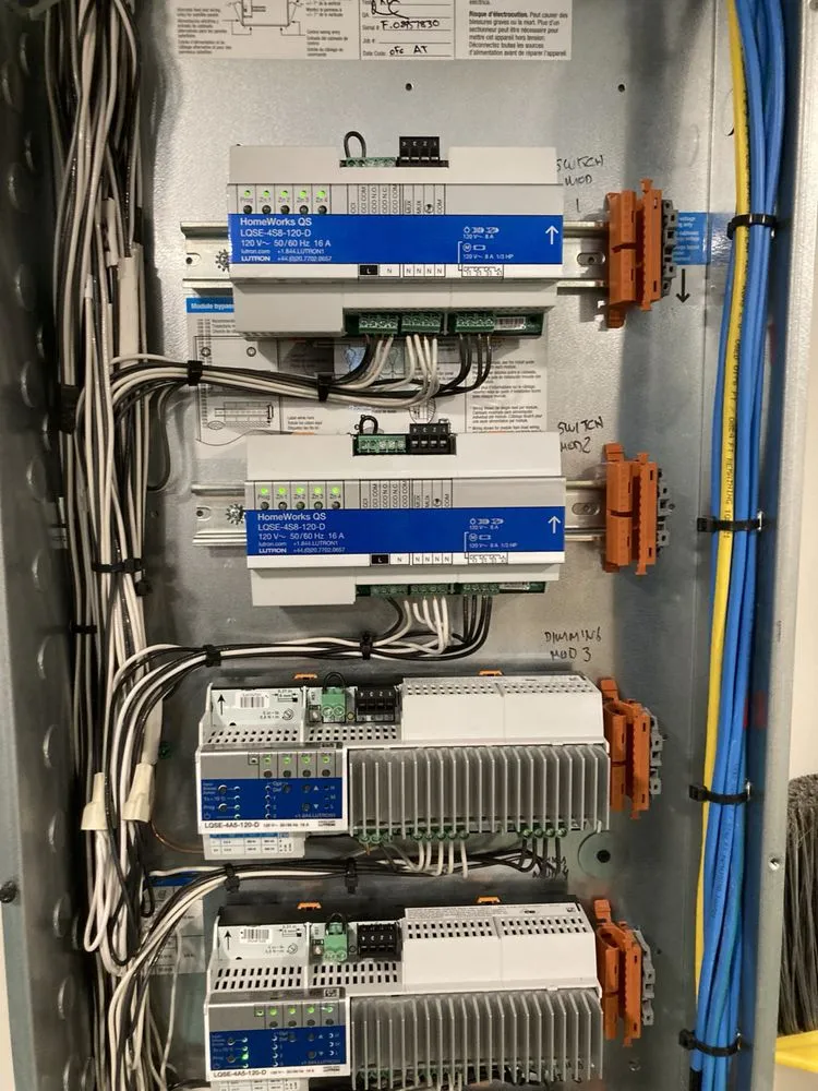 Slide of Lion Electric