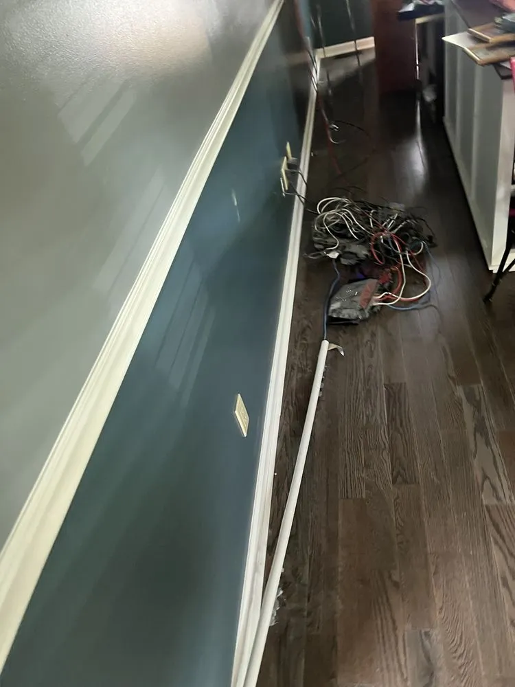 Expert electrical service for homes in emergency electrical service,  by 