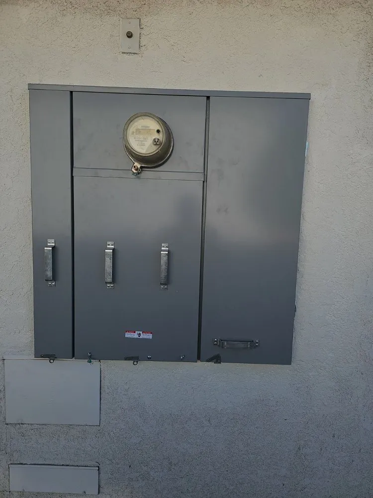 Licensed emergency electrical service experts serving ,  - Lioness Electric