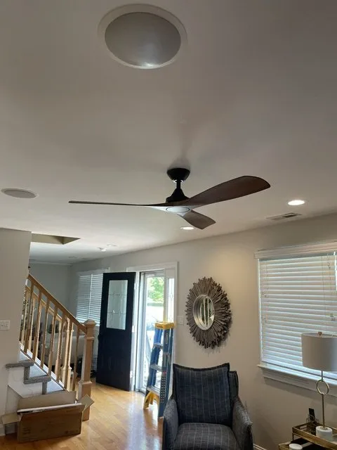 Slide of LIP Electric