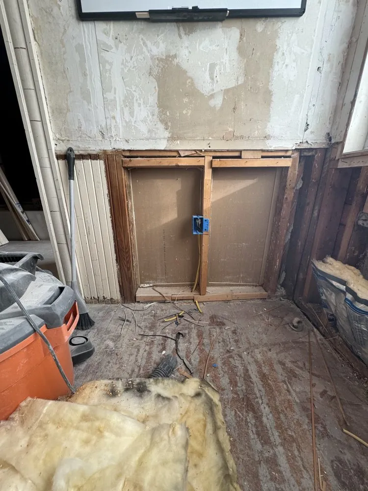 Slide of LIT Electric