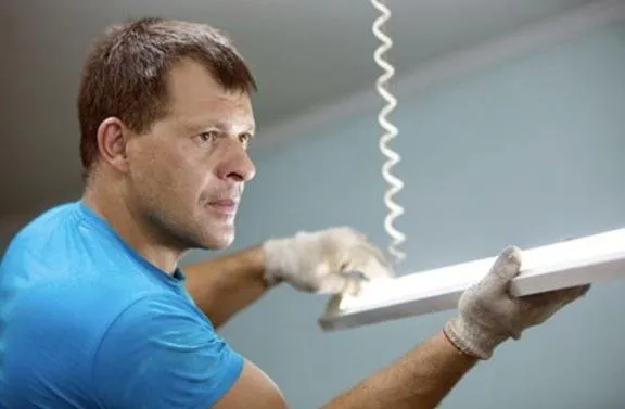 Lite It Up Electric Logo