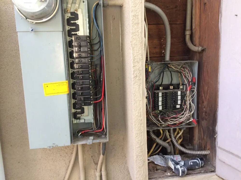 Slide of Live Conductors Electric