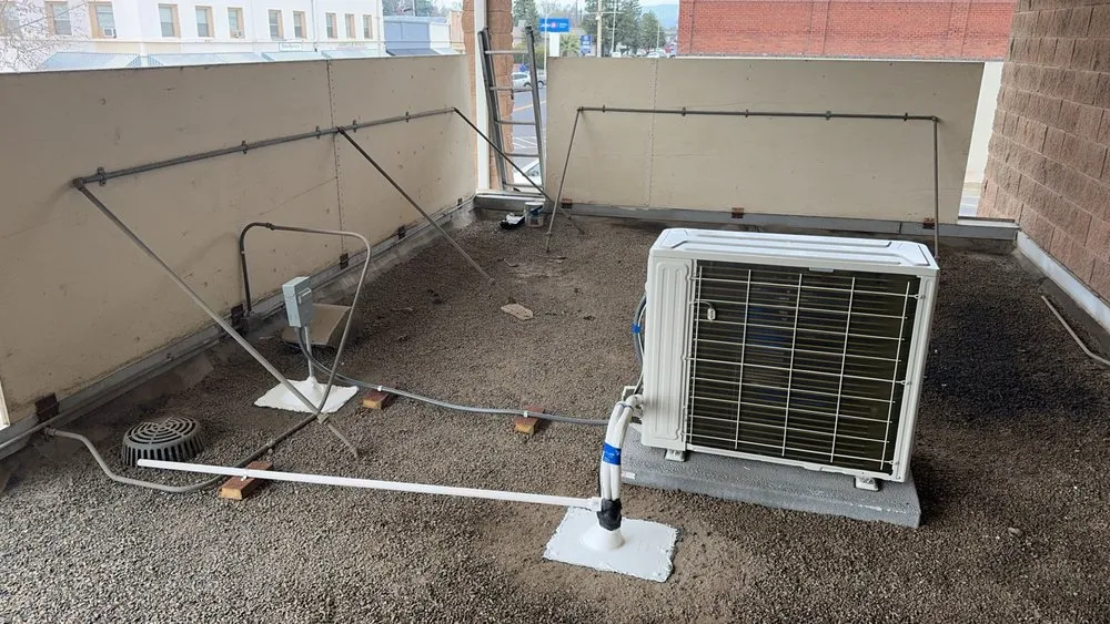 Slide of Live In Comfort Construction