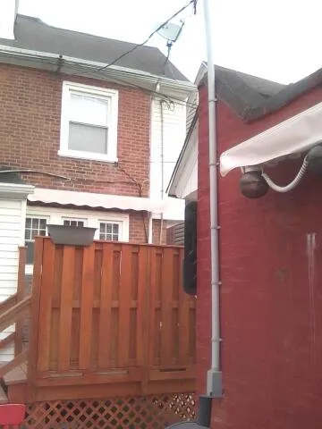 Slide of Live Neutral Consultant