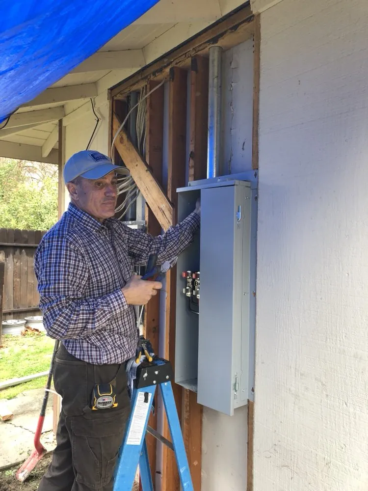 Slide of Live Oak Electric