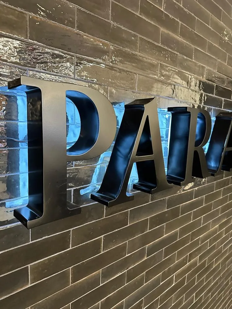 Affordable electrician providing circuit breaker repair in , 