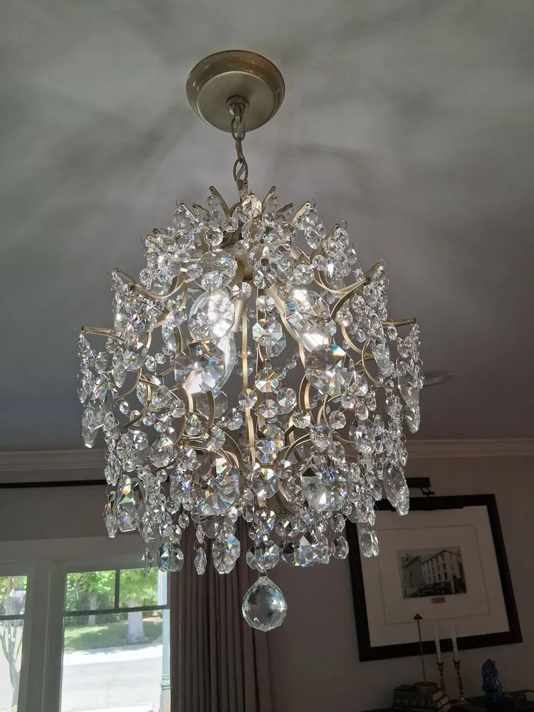 Professional electrical service for homes in panel upgrade, by