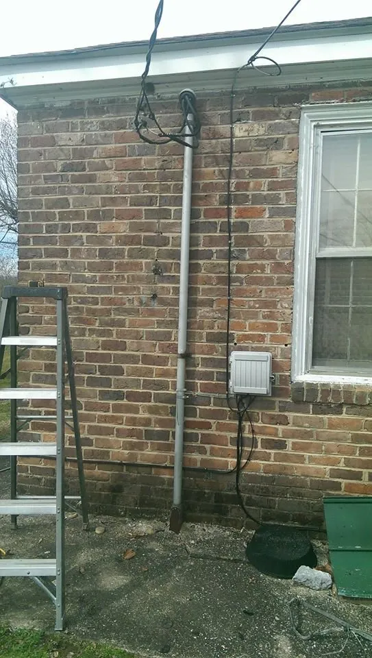 Slide of Livewire Electric