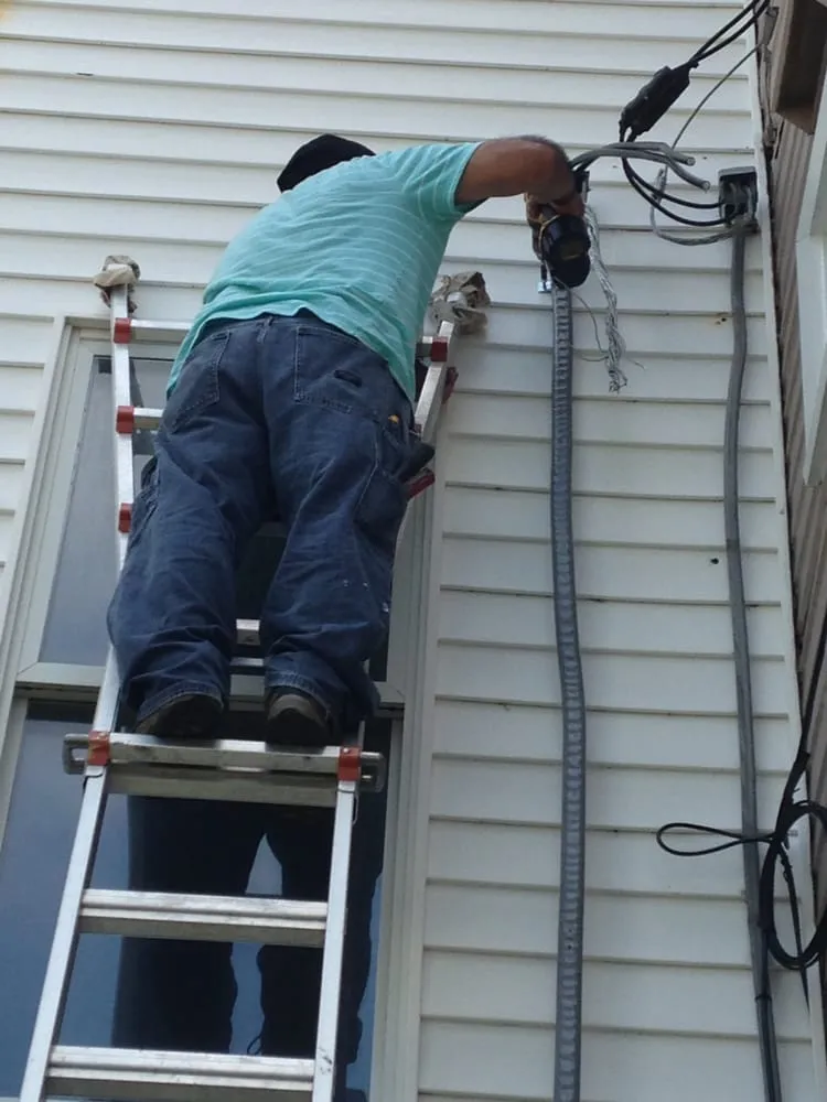 Slide of LiveWire Electrical Solutions