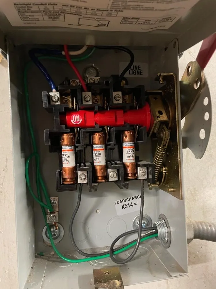 Professional emergency electrical service in ,  by LiveWire Service Group