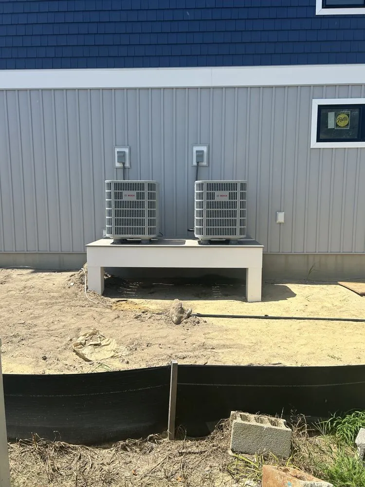 Certified electrician providing wiring installation in , 