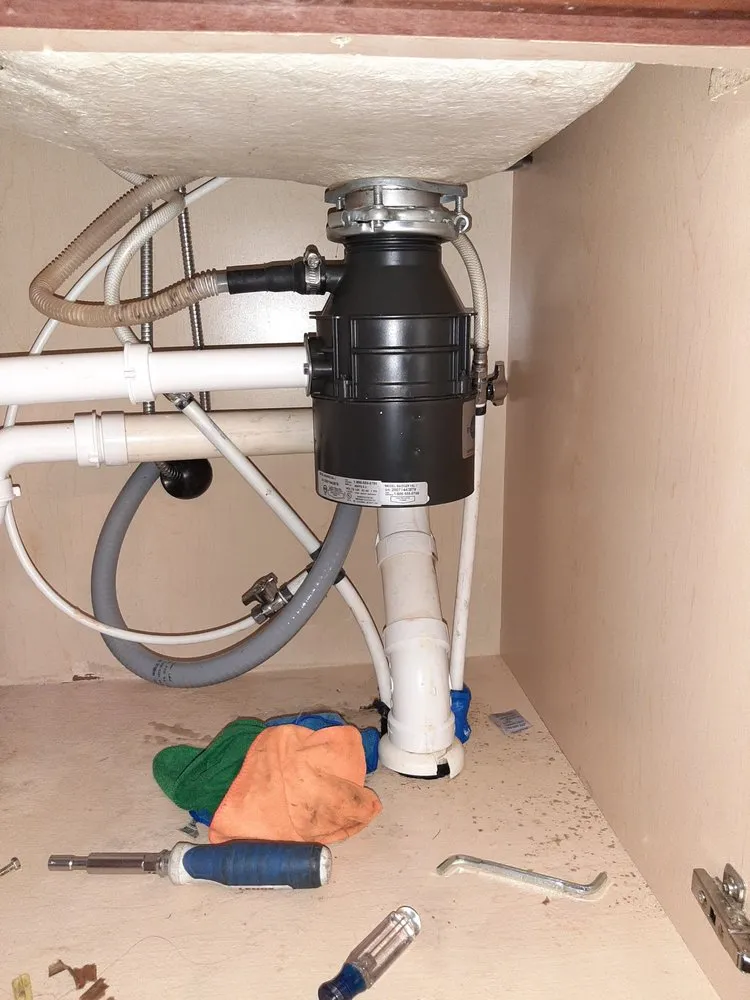 Expert electrician providing circuit breaker repair in Hubert, NC - Lizard with a Ladder