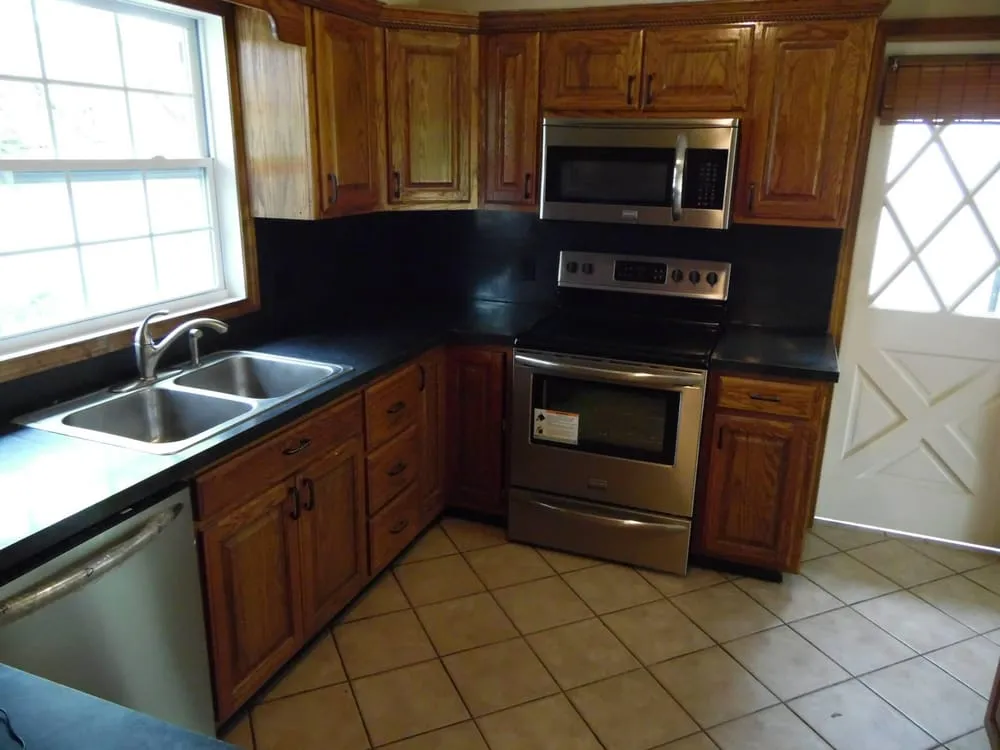 Slide of LJ Contracting