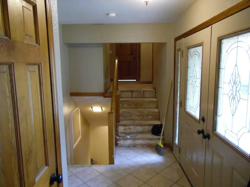 Slide of LJ Contracting