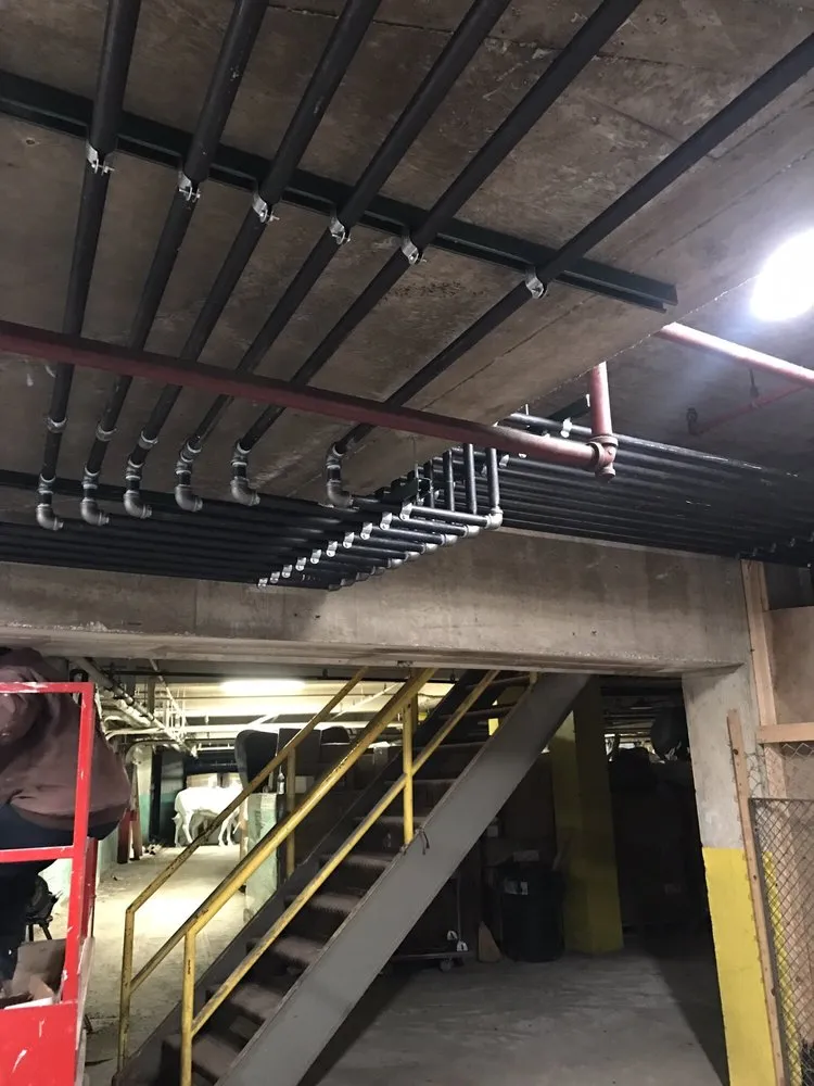 Emergency electrician providing wiring installation in , 