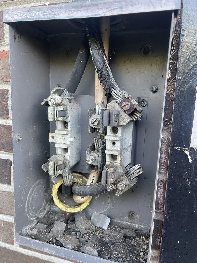 Slide of LJ Electrical