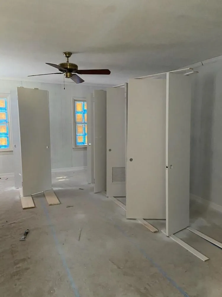 Slide of L&L Construction and Renovation