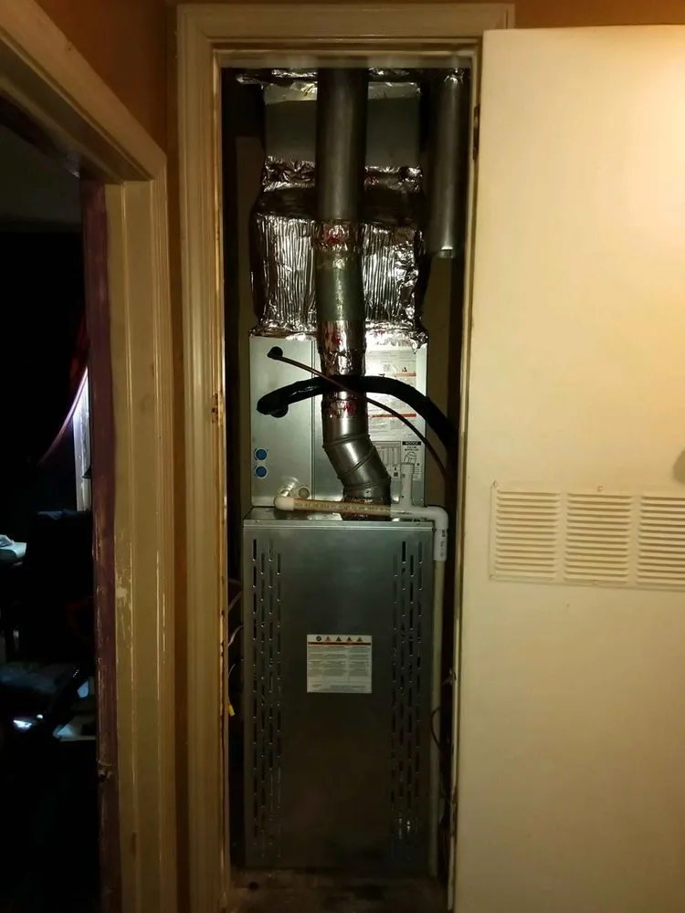 Slide of L&L Construction and Renovation