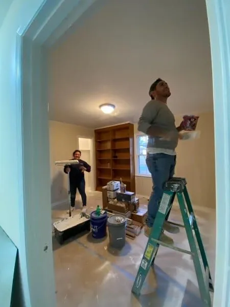 Professional electrician providing emergency electrical service in , 