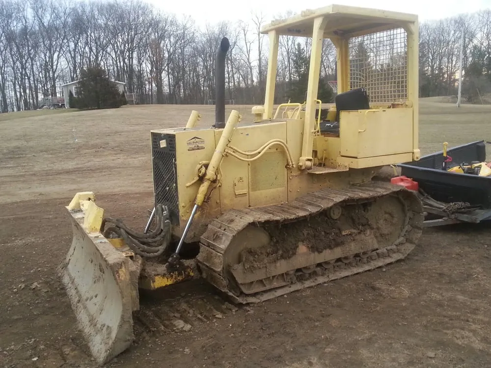 Slide of L&L Electric