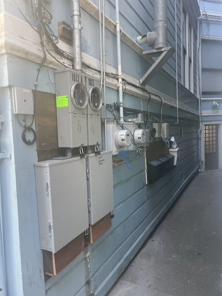 Slide of L&L Electric