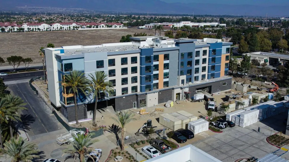 Slide of L&L Electrical Solutions