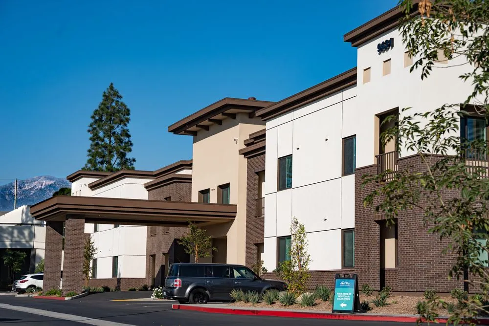 Slide of L&L Electrical Solutions