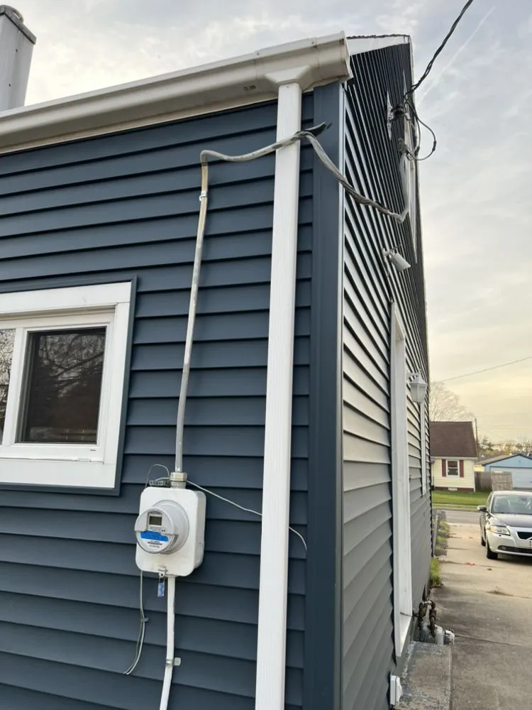 Slide of L&L Electrical