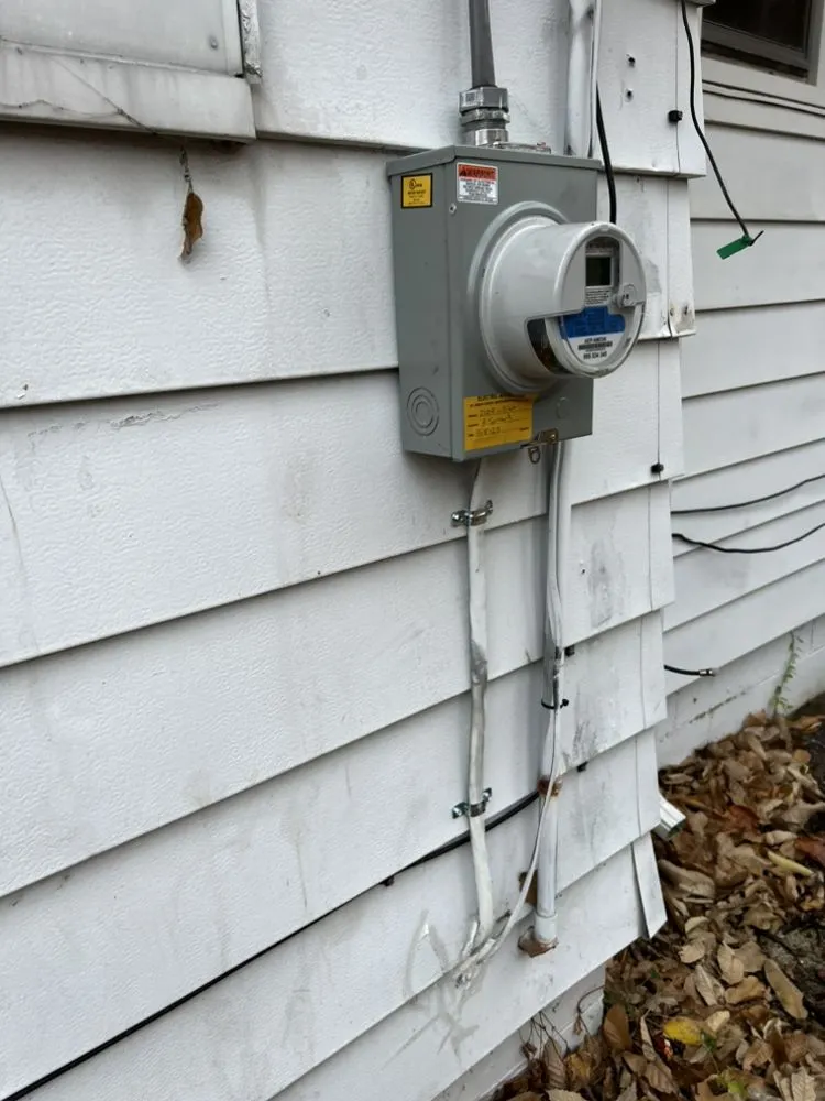 Slide of L&L Electrical