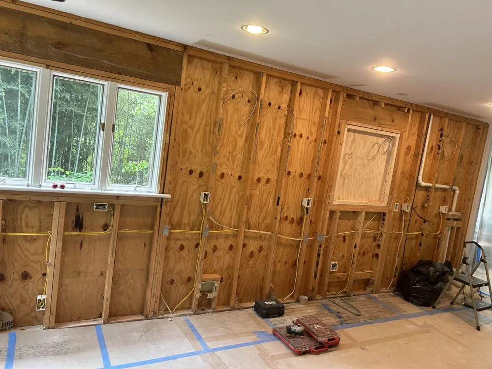 Slide of Lloyd & Lloyd Electric Company