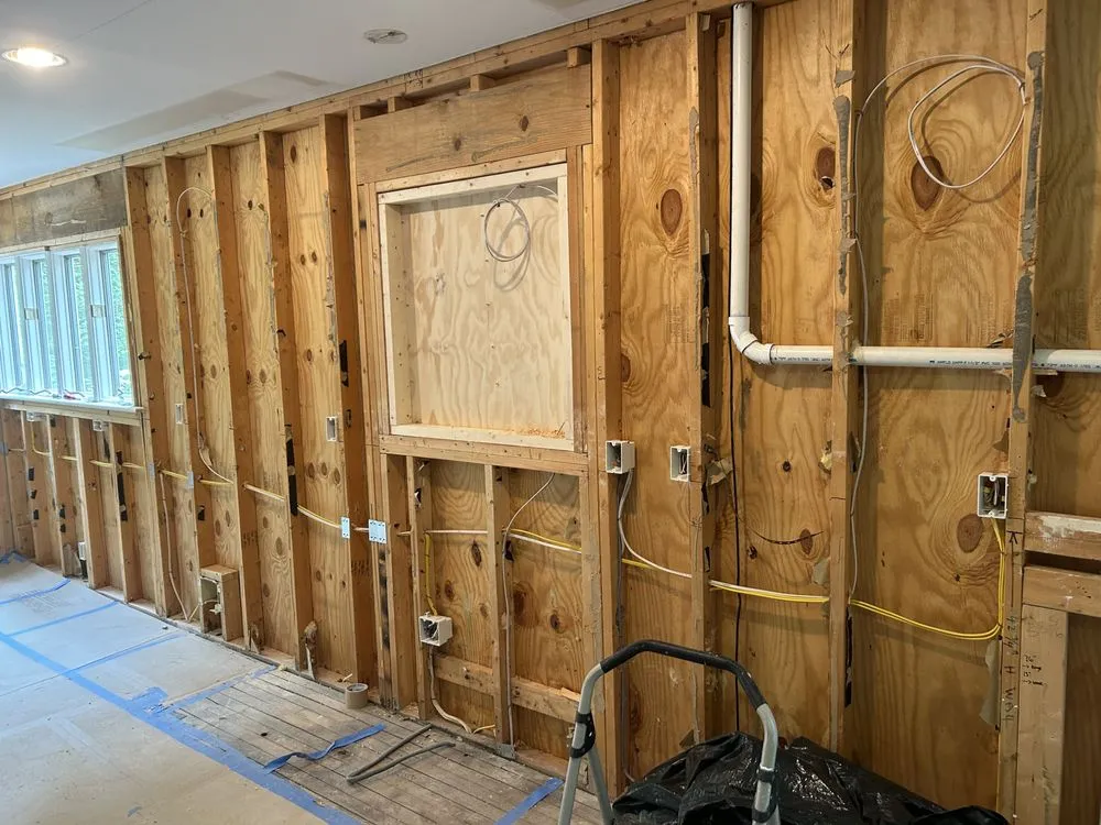 Slide of Lloyd & Lloyd Electric Company