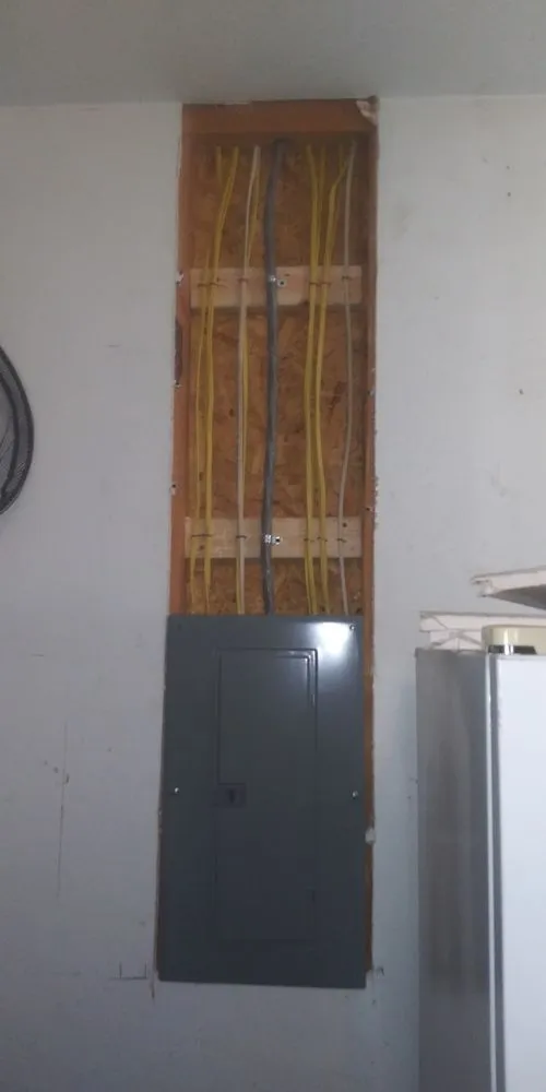 Affordable electrician providing outlet and switch repair in Frenchtown, MT - Lloyd Electric