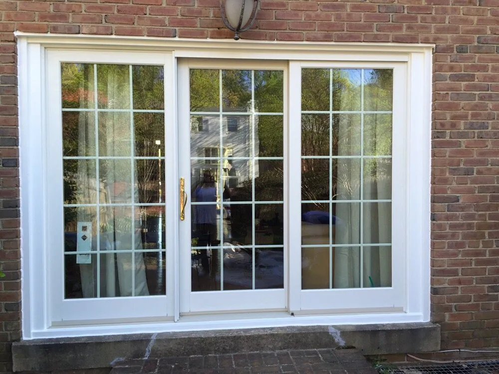 Slide of LLUGO General Contracting