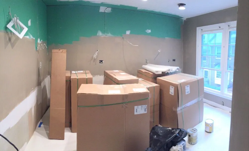 Slide of LLUGO General Contracting