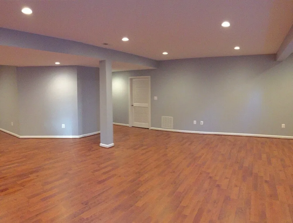 Slide of LLUGO General Contracting