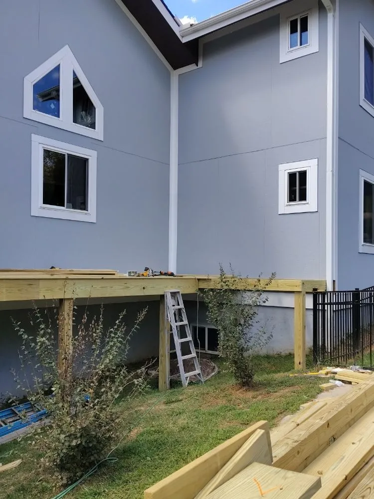 Slide of L&M Construction