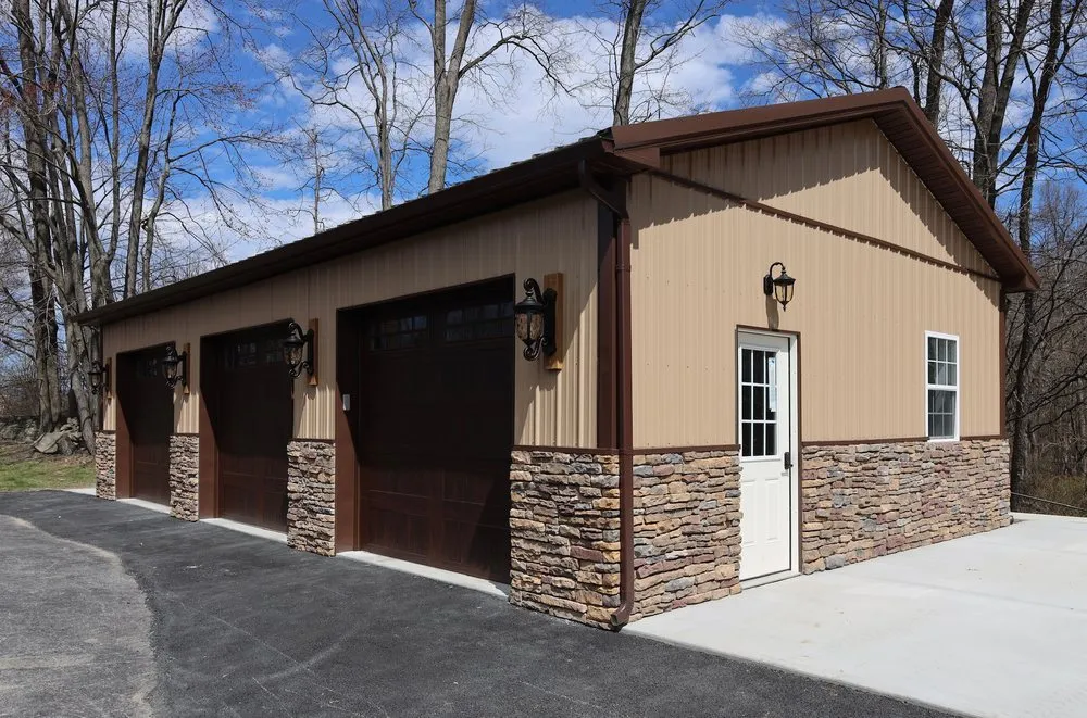 Slide of LM Electric and Consulting