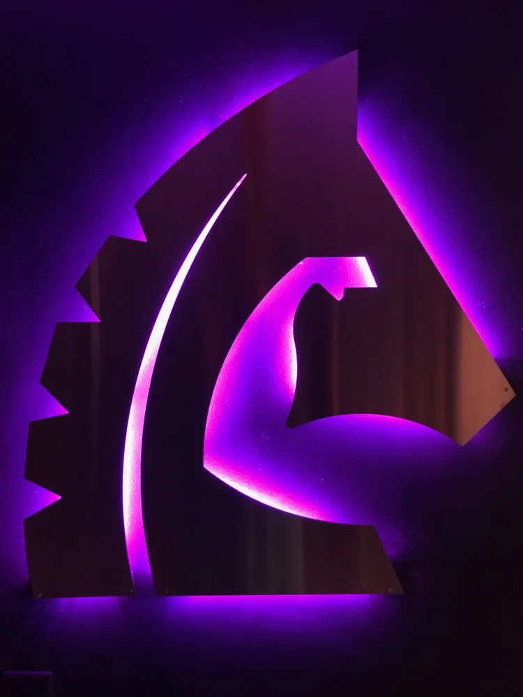 Slide of LM Electric and Consulting