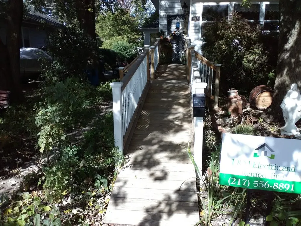 Slide of L&M Electric and Remodeling