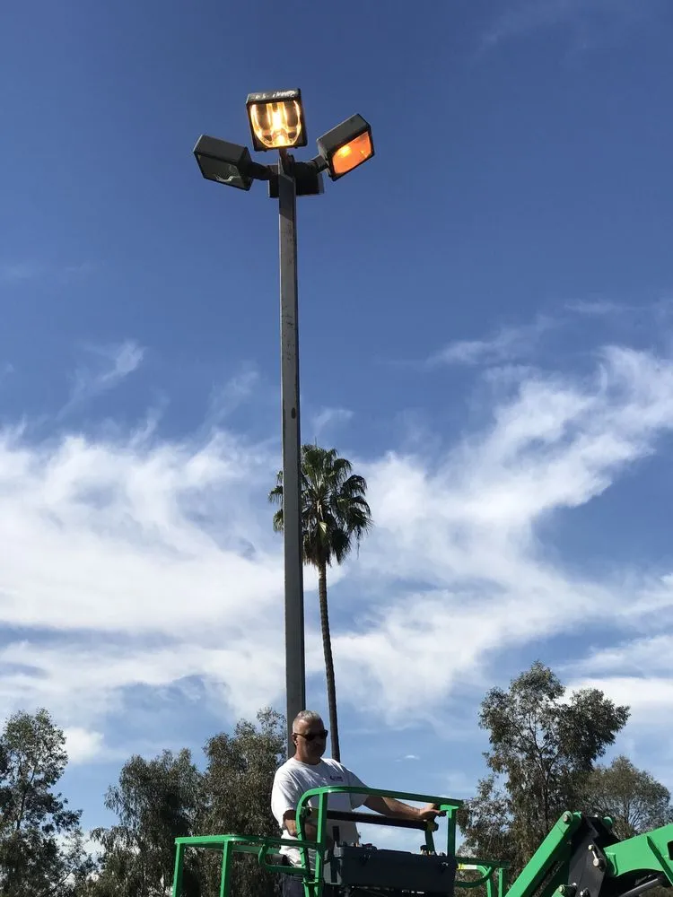 Slide of LM Electric