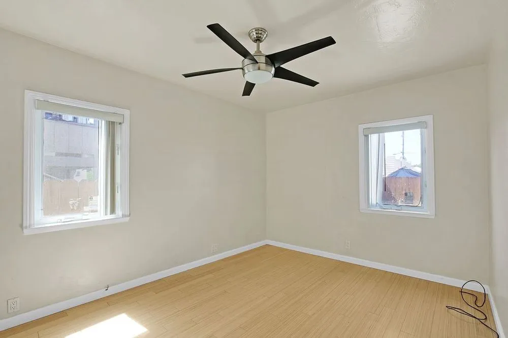 Slide of LM Electrical Solutions