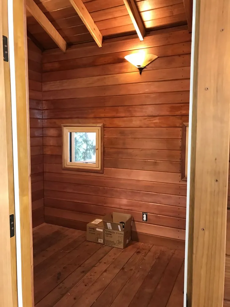 Slide of LM Electrical Solutions