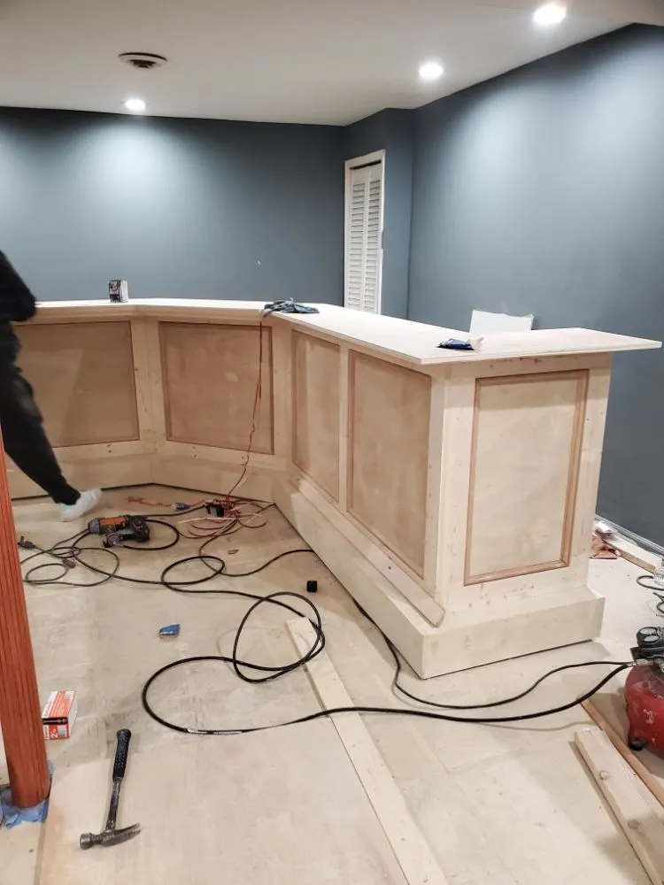 Slide of L&M Home Improvement