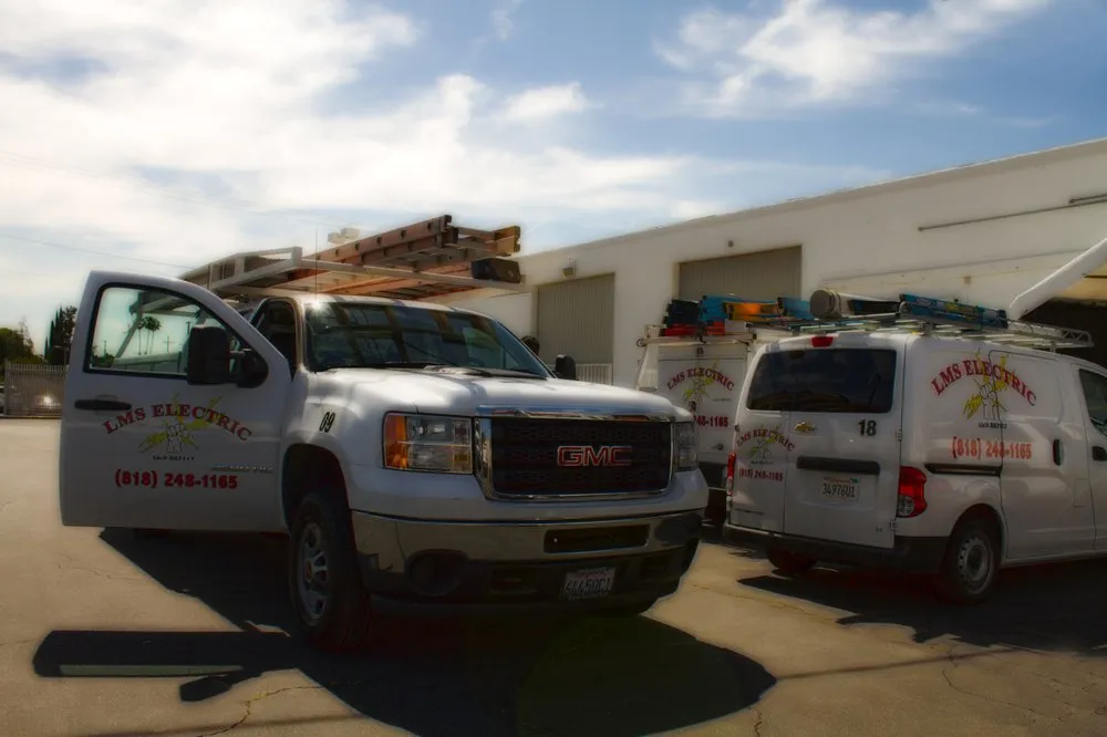 Certified outlet and switch repair service in Montrose, CA - LMS Electric