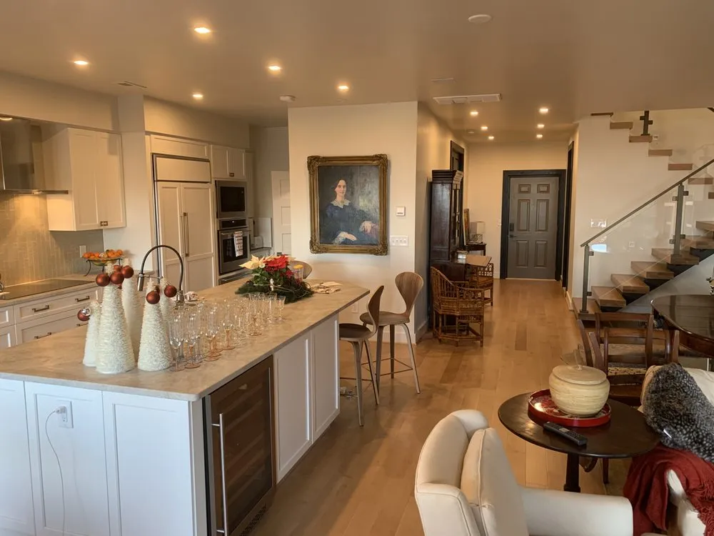 Slide of Lo-Ke Services