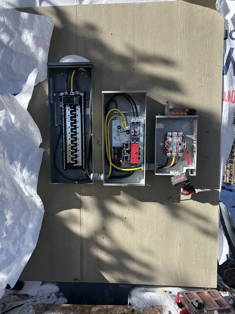 Slide of Lobos Electric